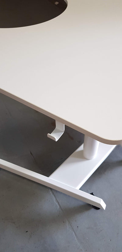 Salli Small Desk